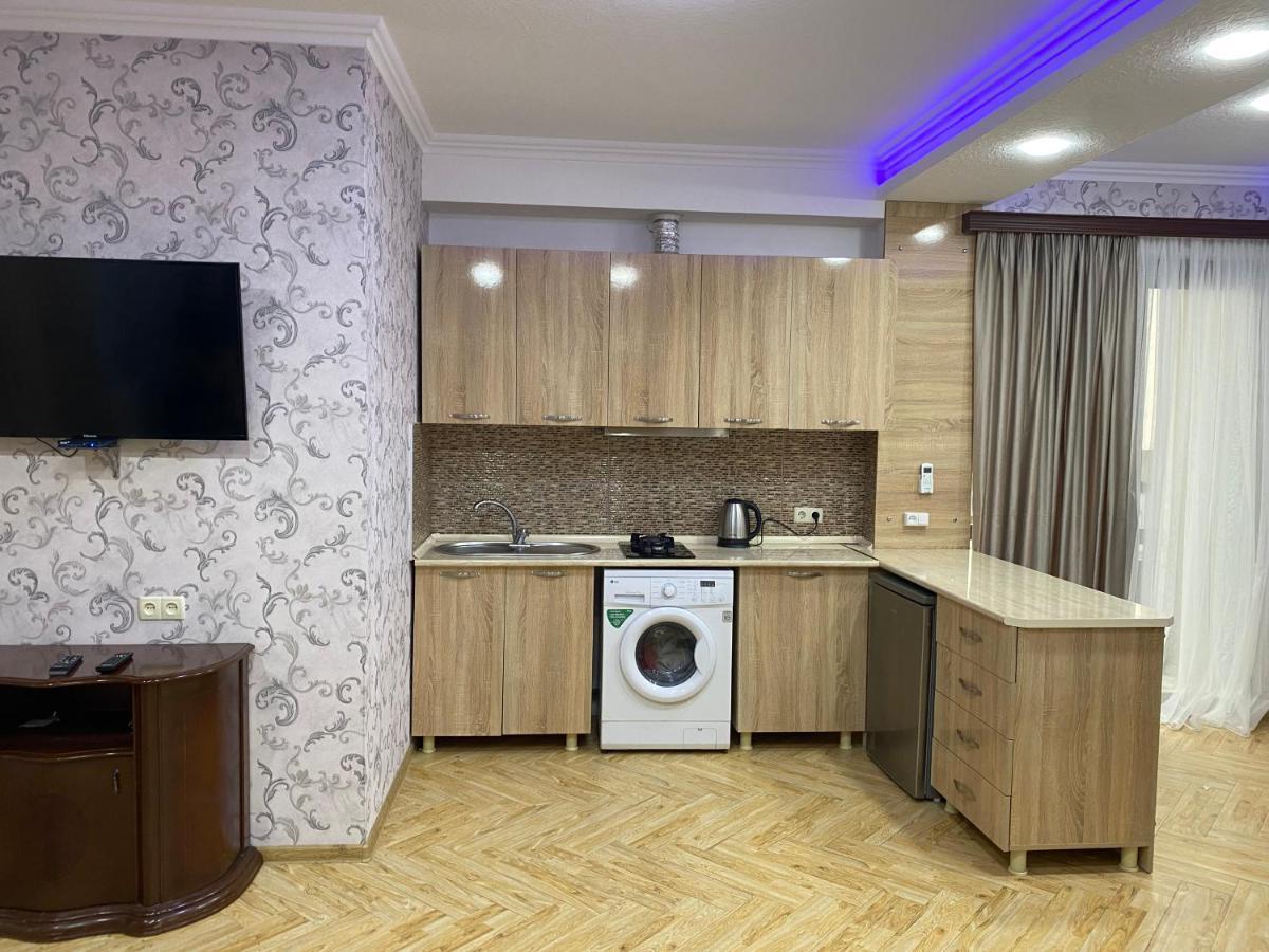 City Center Кутаиси Экстерьер фото