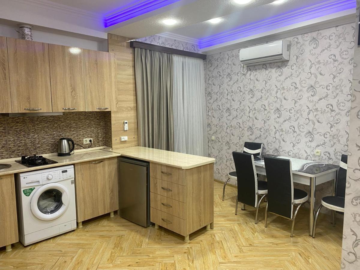 City Center Кутаиси Экстерьер фото