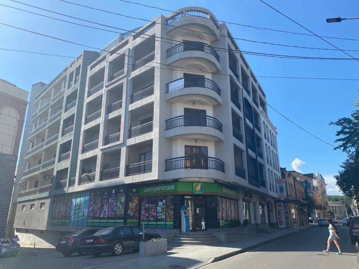 City Center Кутаиси Экстерьер фото